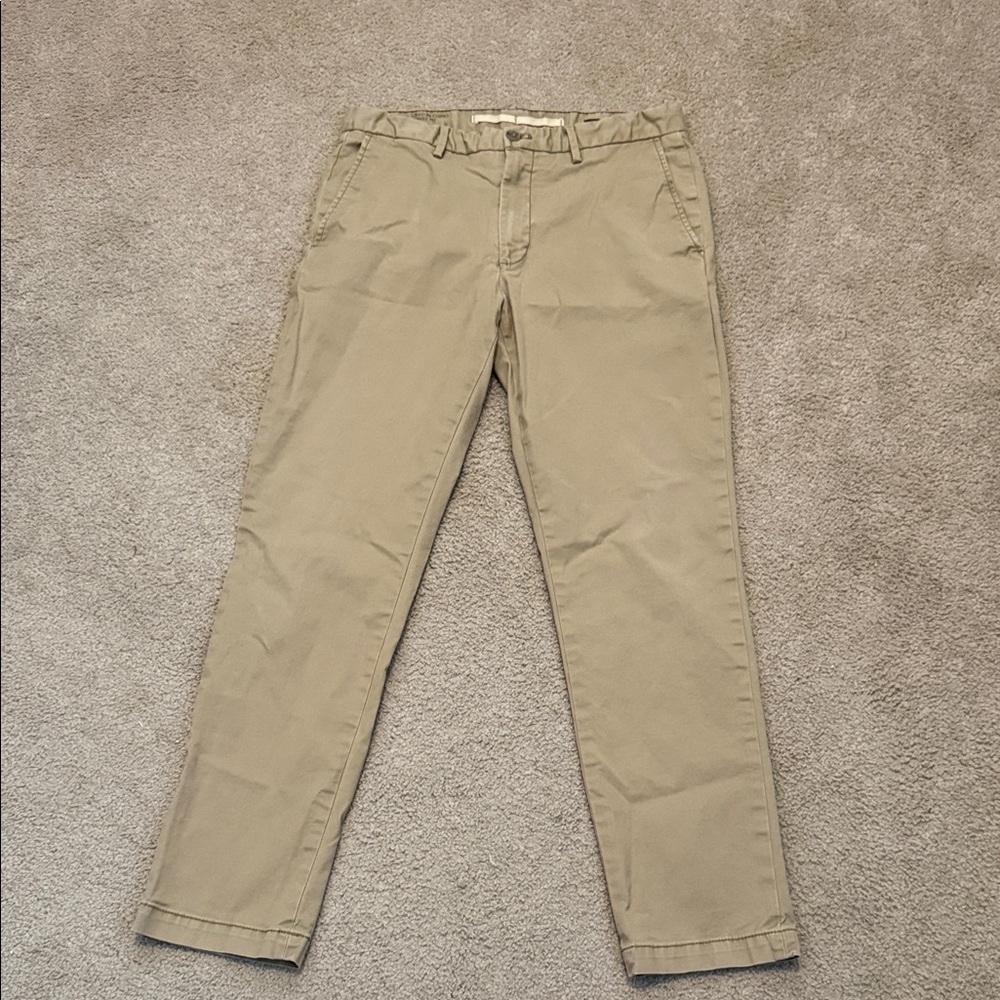 Banana Republic Men's Khaki Chinos